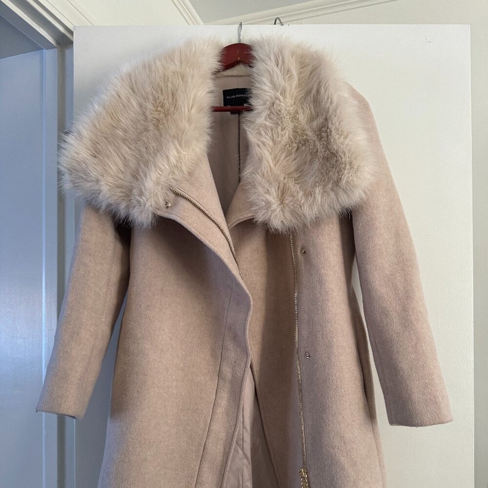 Club Monaco Blush Wool Coat with Faux Fur Collar – XS